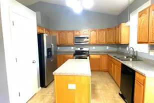 125 Hardin Dr, Maysville, NC 28555 - Photo 4