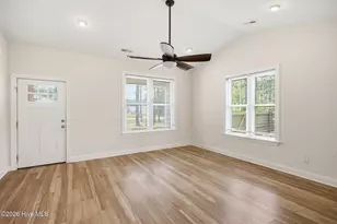 66 N Shelby Rd, Southport, NC 28461 - Photo 6