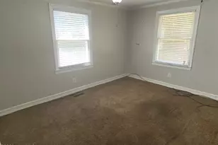 704 Dixon St, Kinston, NC 28501 - Photo 14