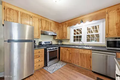 534 Gillikin Road, Beaufort, NC 28516 - Photo 4
