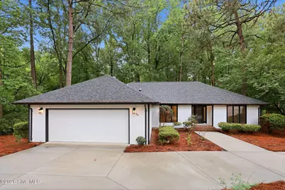 200 Devonshire Avenue W, Seven Lakes, NC 27376 - Photo 1
