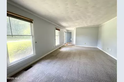 102 Hunters Trail W, Elizabeth City, NC 27909 - Photo 2