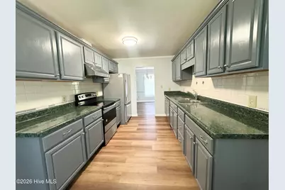 102 Hunters Trail W, Elizabeth City, NC 27909 - Photo 4