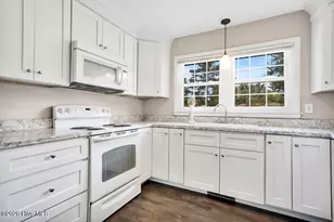 809 Pine Valley Dr, Wilmington, NC 28409 - Photo 6
