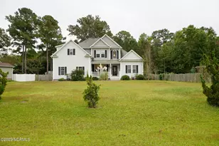 125 Creeks Edge Dr, Sneads Ferry, NC 28460 - Photo 1