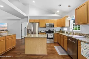409 Neuchatel Rd, New Bern, NC 28562 - Photo 12