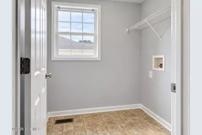 225 Woodgreen Lane, Aberdeen, NC 28315 - Photo 8