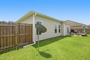 219 Seville St, Jacksonville, NC 28546 - Photo 12
