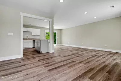 5314 Autumn Drive, Wilmington, NC 28409 - Photo 4