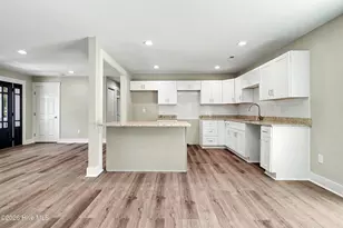 5314 Autumn Dr, Wilmington, NC 28409 - Photo 8