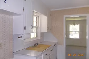 2209 Stanton Rd, Kinston, NC 28504 - Photo 6