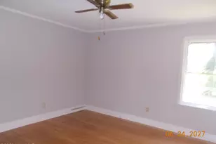 2209 Stanton Rd, Kinston, NC 28504 - Photo 8