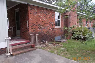 2209 Stanton Rd, Kinston, NC 28504 - Photo 2