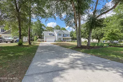 1636 Chadwick Shores Drive, Sneads Ferry, NC 28460 - Photo 2