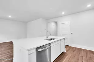 42 Pasture St, Wilmington, NC 28411 - Photo 16