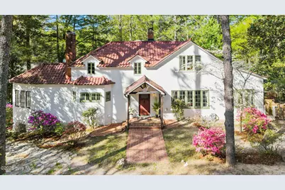 650 E Indiana Avenue, Southern Pines, NC 28387 - Photo 1