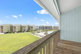 918 N New River Dr, Surf City, NC 28445 - Photo 6