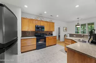 203 Skimmer Cir, Sneads Ferry, NC 28460 - Photo 14