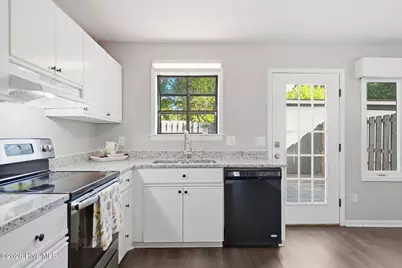 532 Cobblestone Drive, Wilmington, NC 28405 - Photo 10