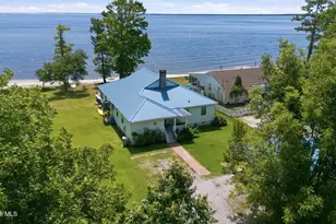 279 Wiggins Point Rd, Oriental, NC 28571 - Photo 1