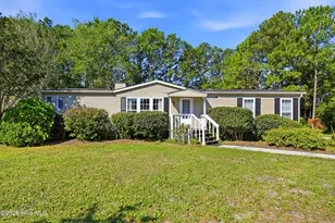 136 Champion Dr, Hampstead, NC 28443 - Photo 1