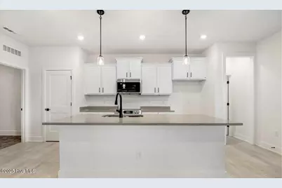 822 Hidden Bridge Drive, Jacksonville, NC 28546 - Photo 10