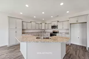 703 Atlantic Coast Ln, Jacksonville, NC 28546 - Photo 16