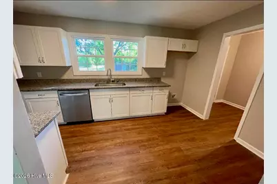 17120 Barnes Drive, Laurinburg, NC 28352 - Photo 2