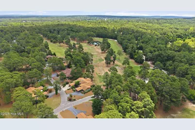 640 Redwood Drive, Southern Pines, NC 28387 - Photo 6