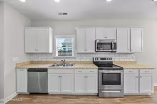 117 N Carolina Ave, Wilmington, NC 28401 - Photo 8