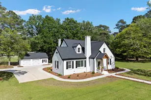 608 N East St, Roseboro, NC 28382 - Photo 2