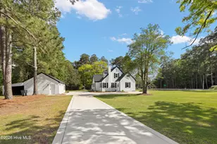 608 N East St, Roseboro, NC 28382 - Photo 10