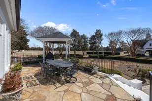 579 Lexington Dr, Greenville, NC 27834 - Photo 12