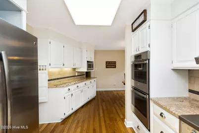 135 Devonshire Avenue W, West End, NC 27376 - Photo 8