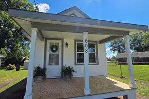 608 Parsonage St, Elizabeth City, NC 27909 - Photo 2