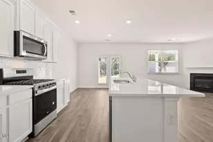 51 Pasture St, Wilmington, NC 28411 - Photo 8