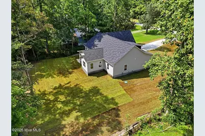 170 Middleton Place, Sneads Ferry, NC 28460 - Photo 2