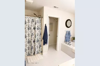 409 Commerce Avenue #B, Morehead City, NC 28557 - Photo 12