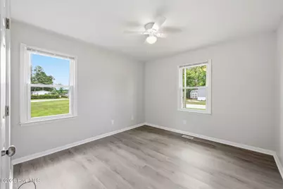 101 N Water Street, Bayboro, NC 28515 - Photo 24