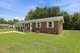 101 N Water St, Bayboro, NC 28515 - Photo 4