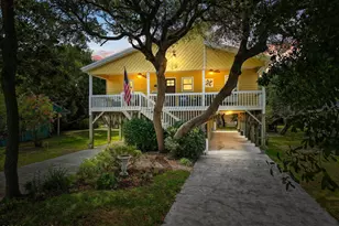 205 Womble St, Oak Island, NC 28465 - Photo 6