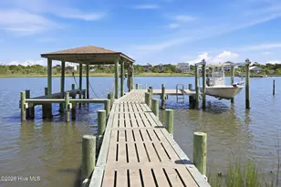 7023 Archers Creek Dr, Emerald Isle, NC 28594 - Photo 44