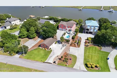 7023 Archers Creek Drive, Emerald Isle, NC 28594 - Photo 6