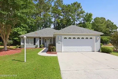 702 Hummingbird S, Swansboro, NC 28584 - Photo 2