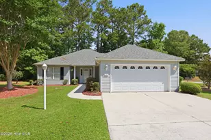 702 Hummingbird S, Swansboro, NC 28584 - Photo 2