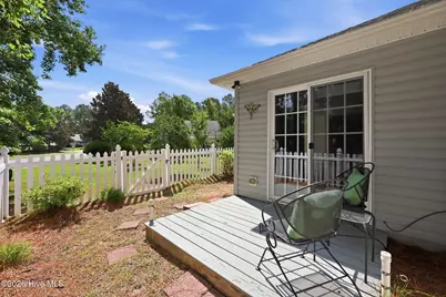 702 Hummingbird S, Swansboro, NC 28584 - Photo 28