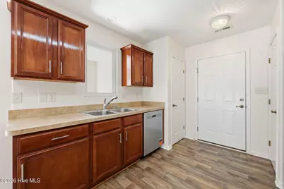 702 Hummingbird S, Swansboro, NC 28584 - Photo 20