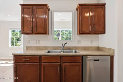 702 Hummingbird S, Swansboro, NC 28584 - Photo 18