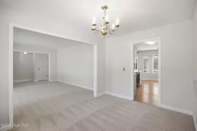 306 W Blackbeard Road W, Wilmington, NC 28409 - Photo 8