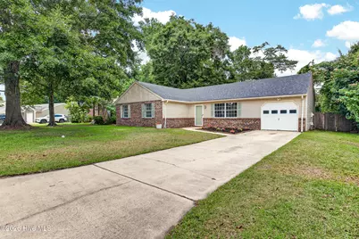 511 Crissy Drive, Jacksonville, NC 28540 - Photo 2